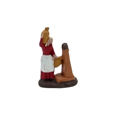 Donna alla fontana in terracotta 2 cm