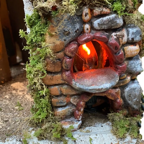 Presepe in sughero con luci e forno 50 cm 2