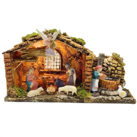 Capanna presepe da 18 cm completa di luci, fontana e pastori 7 cm
