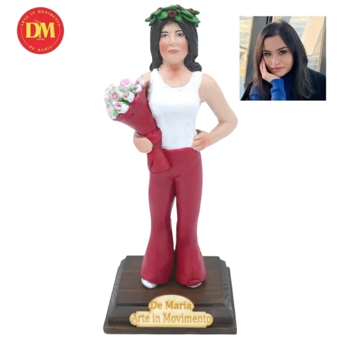Statuina con il tuo volto da 15 cm su piedistallo e con etichetta