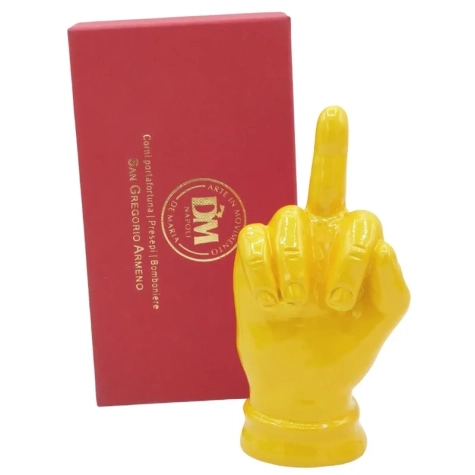 Mano dito medio giallo in ceramica 12 cm 2
