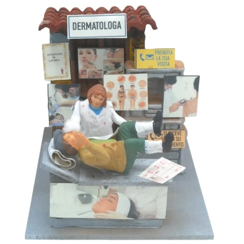 Dermatologa in movimento 10 cm