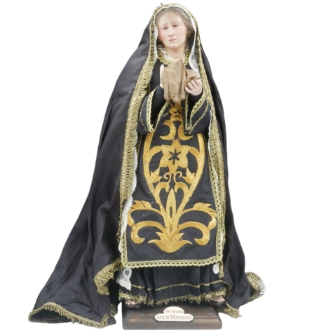 Madonna Addolorata con occhi in vetro e vestiti in stoffa san leucio 35 cm