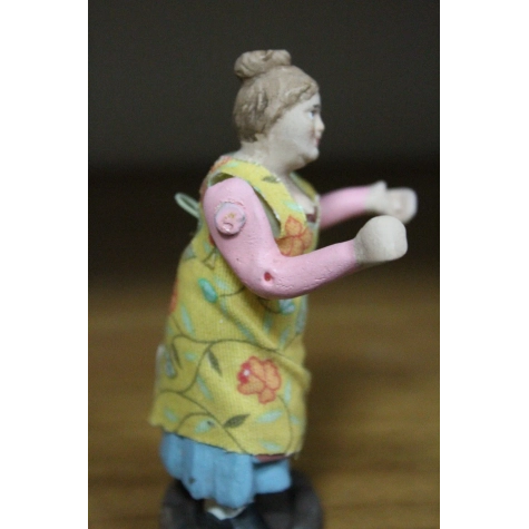 Donna 10 cm con braccio  e busto in movimento 2