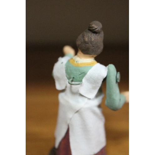 Pastore donna per creare movimento| statuina presepe, pastori per creare movimento