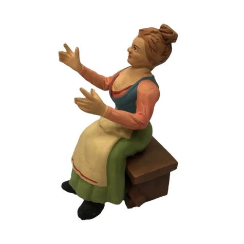 Donna seduta in terracotta 12 cm 2