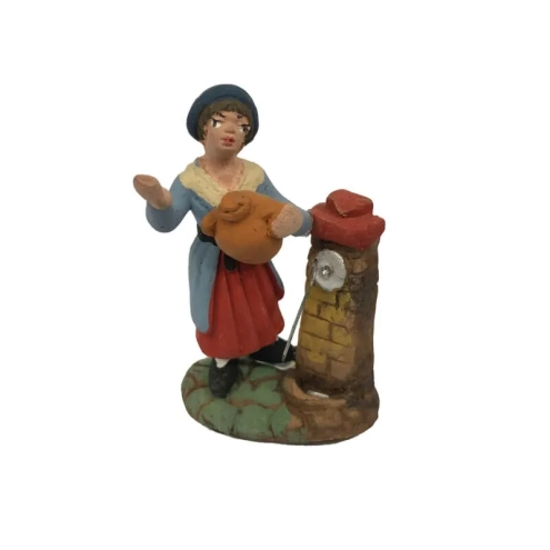 Donna alla fontana in terracotta 4 cm