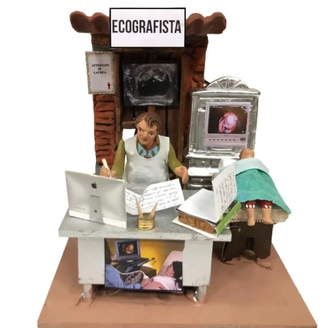 Ecografista in movimento 10 cm