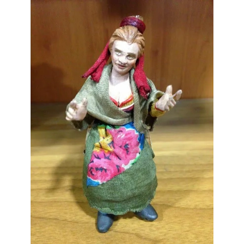 donna seduta in terracotta presepe san gregorio armeno